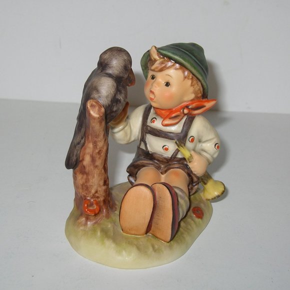 Hummel Goebel Figurine "SING ALONG" HUM#433 TMK6 4 1/2" Tall Great Condition - Picture 1 of 5
